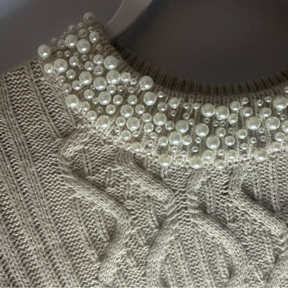Karl Lagerfeld Paris Beige Shimmer Cable Knit Sweater with Faux Pearls Size M - Picture 6 of 12